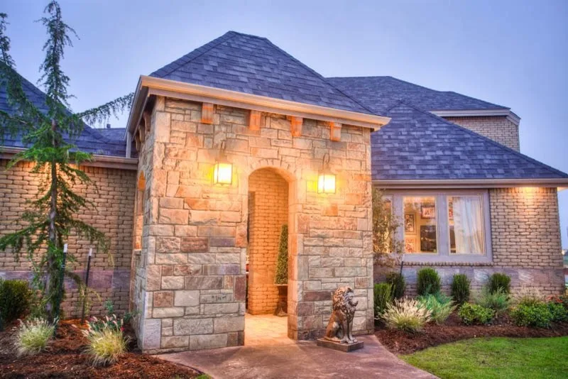 Florida-Inspired Award-Winning Home Parade by Jaggers Home Design - Photo 75