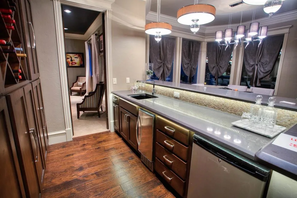 Florida-Inspired Award-Winning Home Parade by Jaggers Home Design - Photo 74