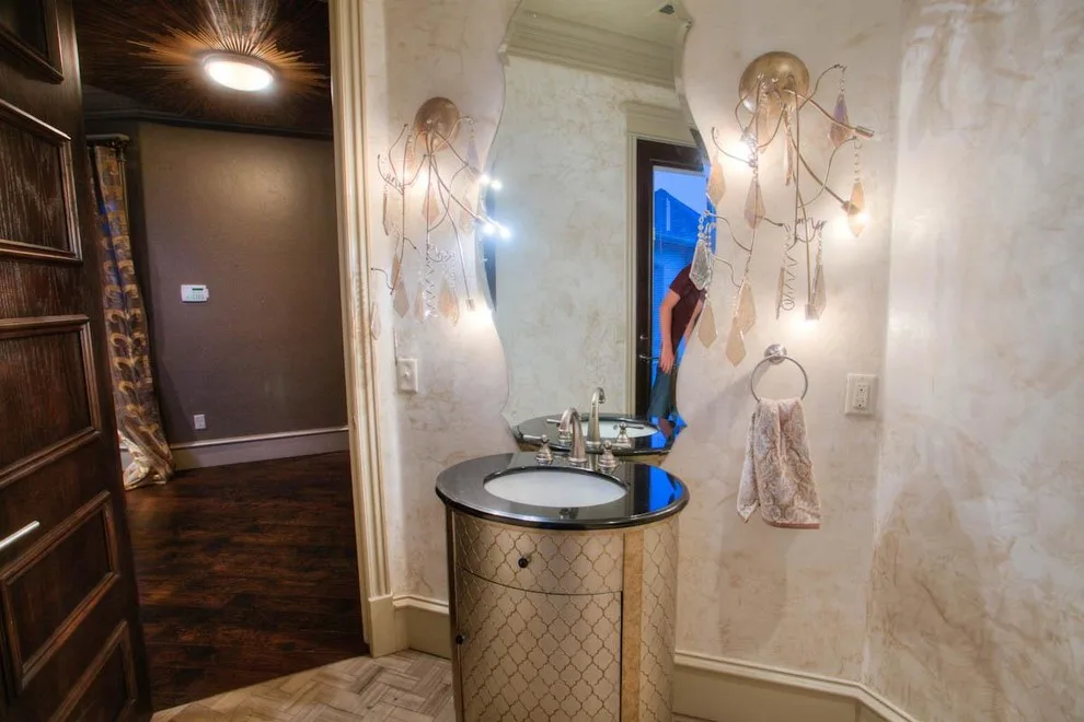 Florida-Inspired Award-Winning Home Parade by Jaggers Home Design - Photo 71