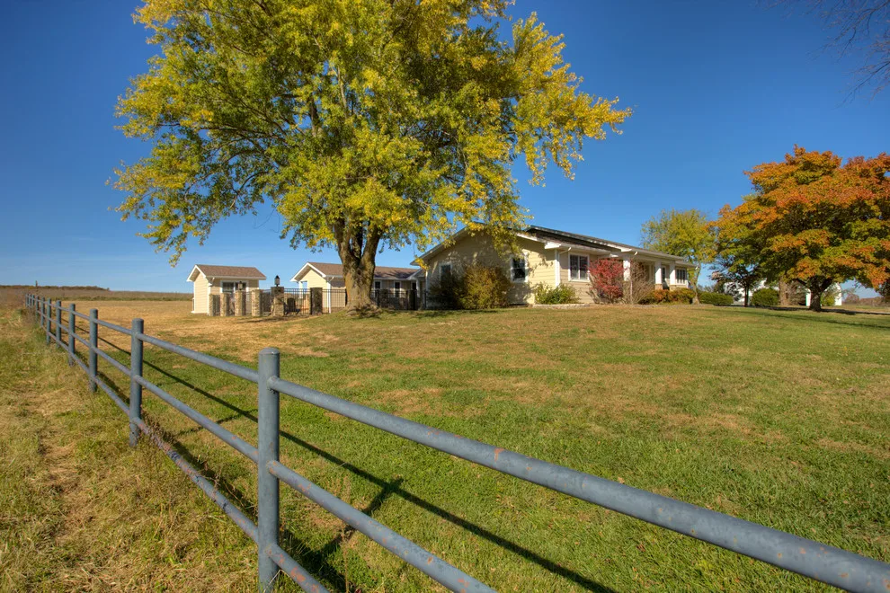 Russell Architects - Photo 6
