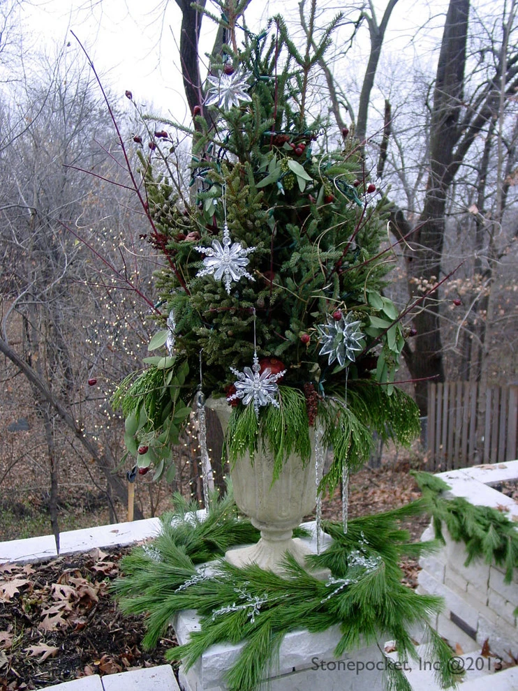 White Walled Gardens in Chanhassen by Stonepocket Unique Landscapes - Photo 7