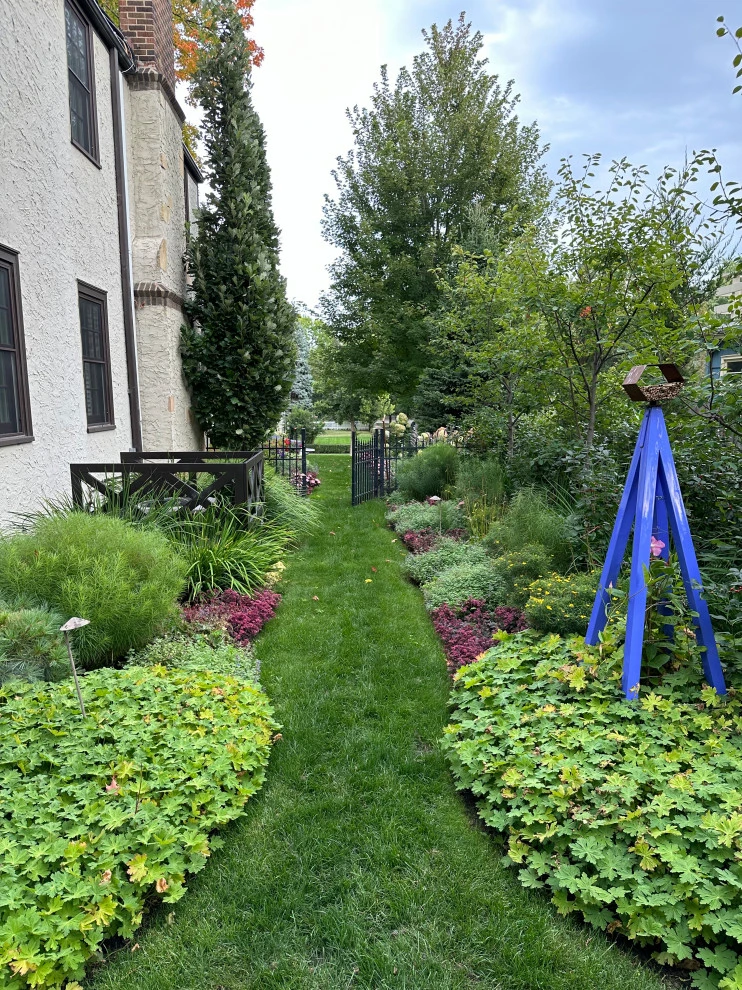 Saint Paul Tudor Garden by Stonepocket Unique Landscapes - Photo 13