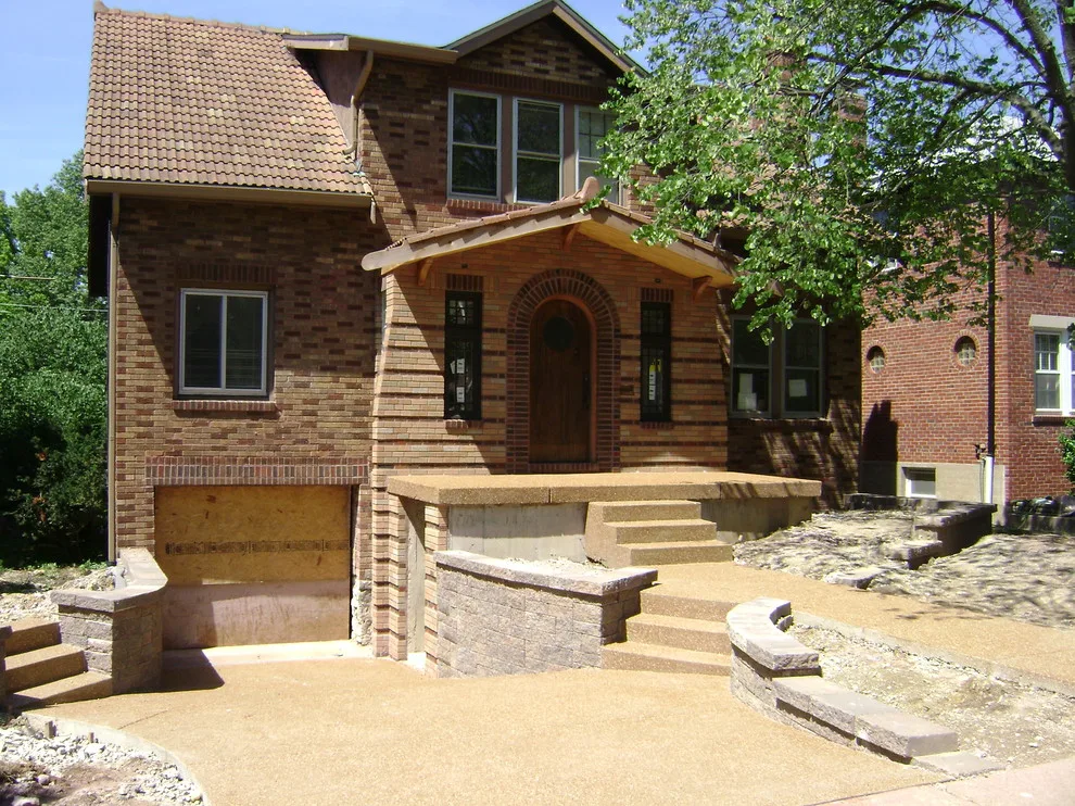 Entryway Redesign by Art & Architecture Inc - Photo 3
