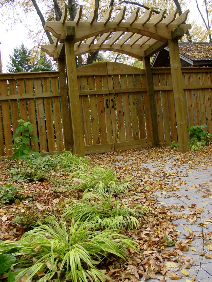 Minnetonka Poolside Gardens by Stonepocket Unique Landscapes - Photo 2