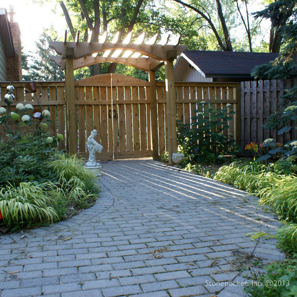 Minnetonka Poolside Gardens by Stonepocket Unique Landscapes - Photo 4