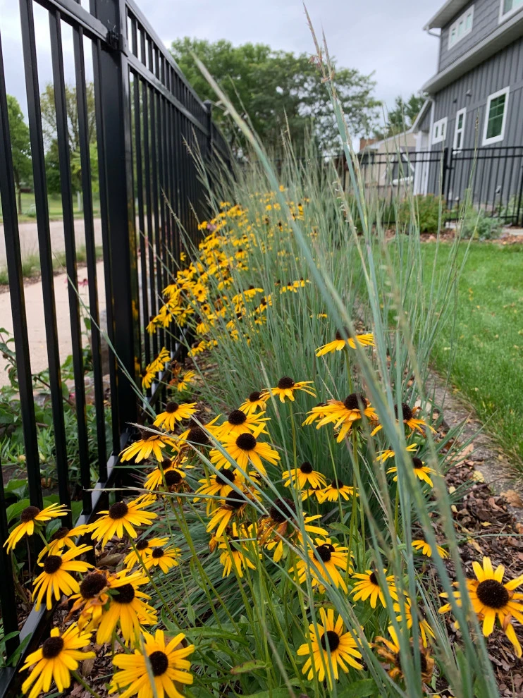 Minneapolis Functional Landscape by Stonepocket Unique Landscapes - Photo 2