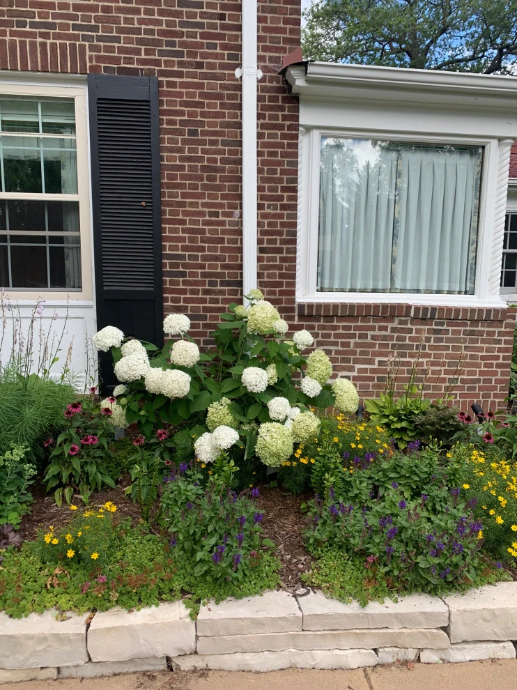 St. Paul Brick House Gardens by Stonepocket Unique Landscapes - Photo 8