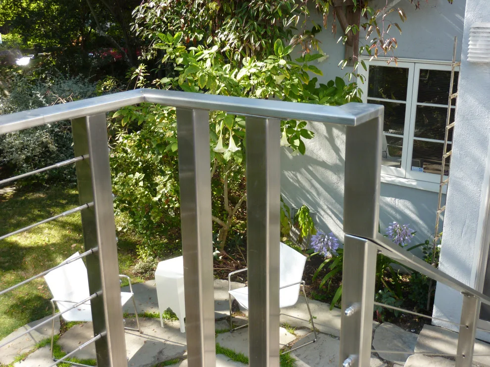 Deck: when do stairs transcend their basic function? by Rebecca Schnier Architecture - Photo 8