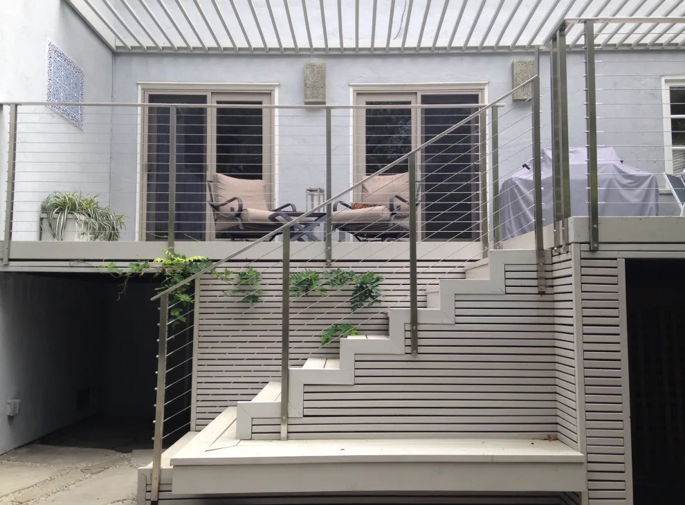 Deck: when do stairs transcend their basic function? by Rebecca Schnier Architecture - Photo 5