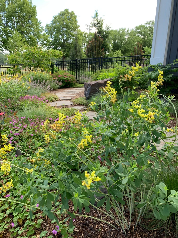 Minneapolis Functional Landscape by Stonepocket Unique Landscapes - Photo 4