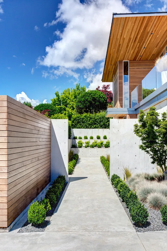 Garden Boundary Home by Garret Cord Werner Architects & Interior Designers - Photo 5
