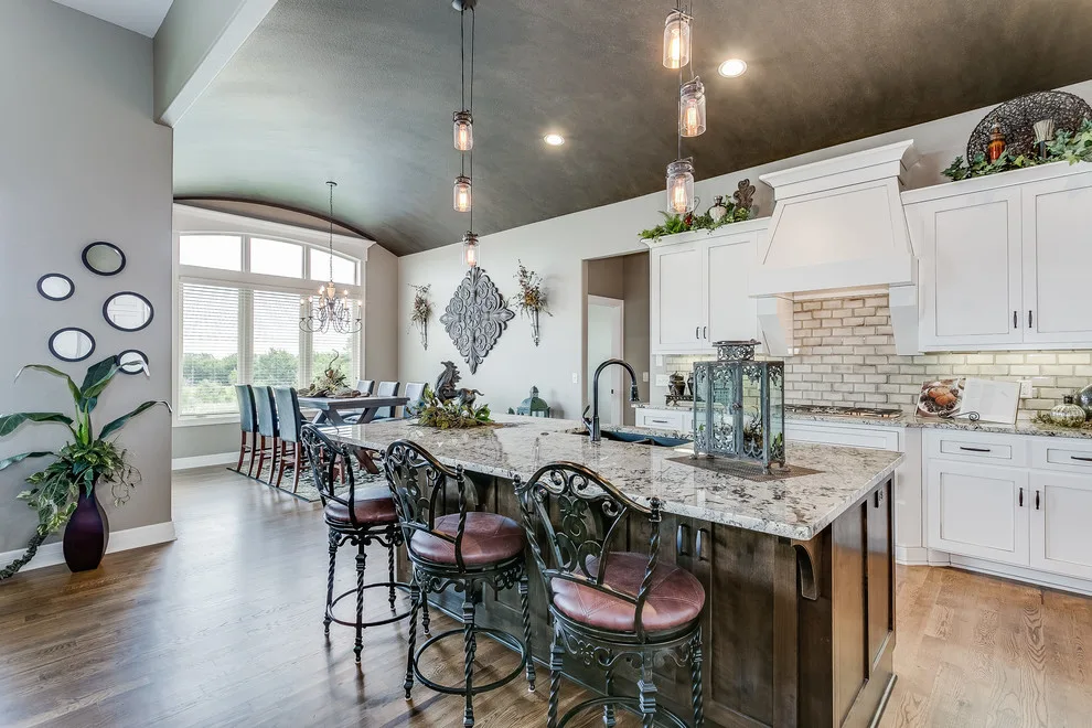 Gearhart Homes, 2015 Parade Selection by Design Group Architects Ltd. - Photo 8