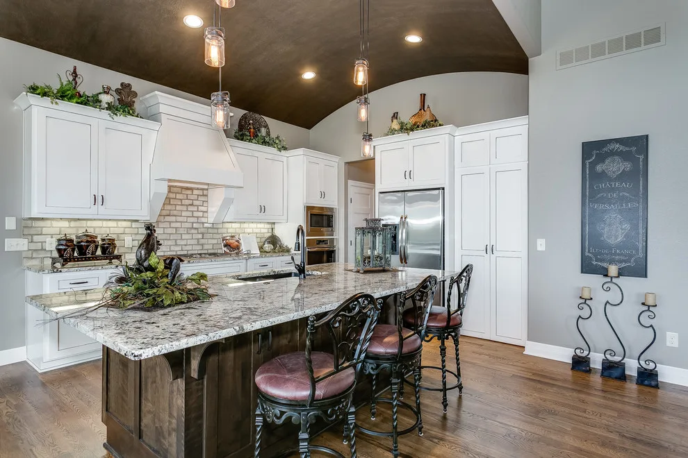 Gearhart Homes, 2015 Parade Selection by Design Group Architects Ltd. - Photo 12