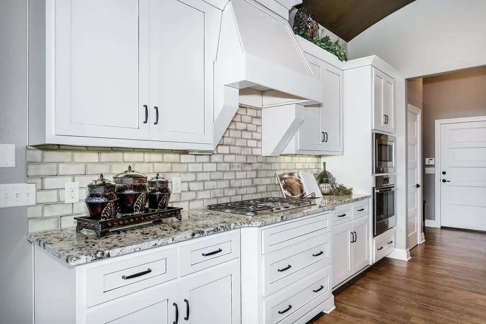 Gearhart Homes, 2015 Parade Selection by Design Group Architects Ltd. - Photo 4