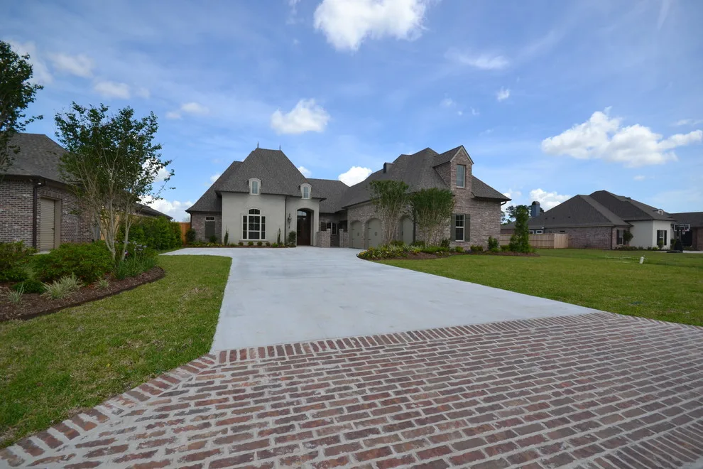 Genna Lane, Broussard, Louisiana by Trahan Architecture & Planning - Photo 32