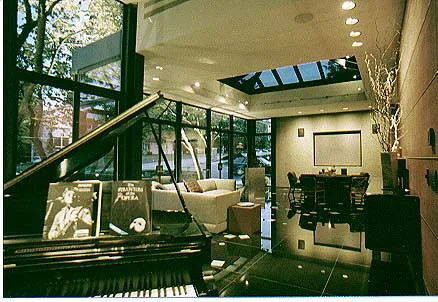 Transparent dwelling by J.E. Cundiff, Designer, Inc. - Photo 6