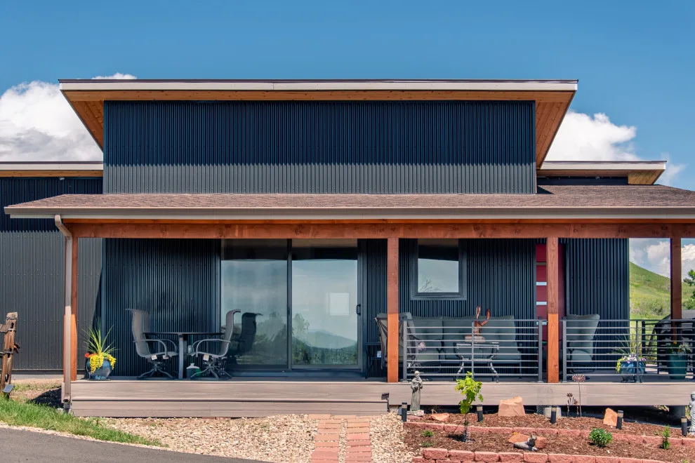 Golden Accessory Dwelling Unit by F9 Productions Inc. - Photo 4