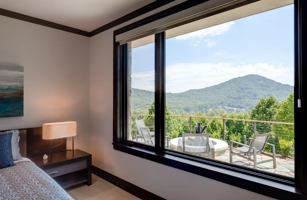 Majestic View Residence by Young & Young Architects - Photo 18