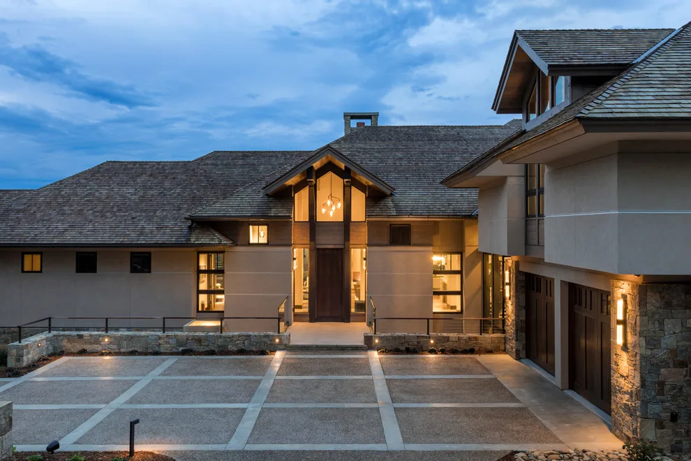 Majestic View Residence by Young & Young Architects - Photo 2