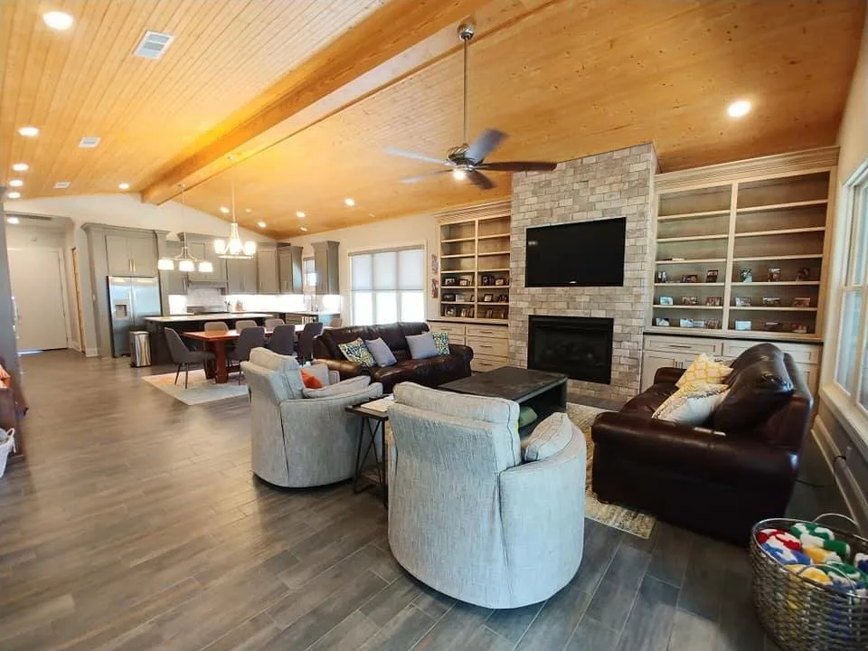 Poulos at Lake Bruin by McLarrin Flooring & Counter Tops - Photo 3