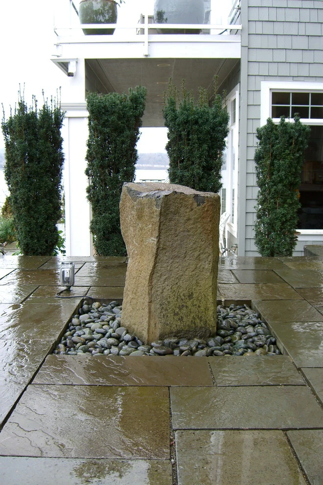 Lake Washington Contemporary by Vertumni Fine Landscaping - Photo 2