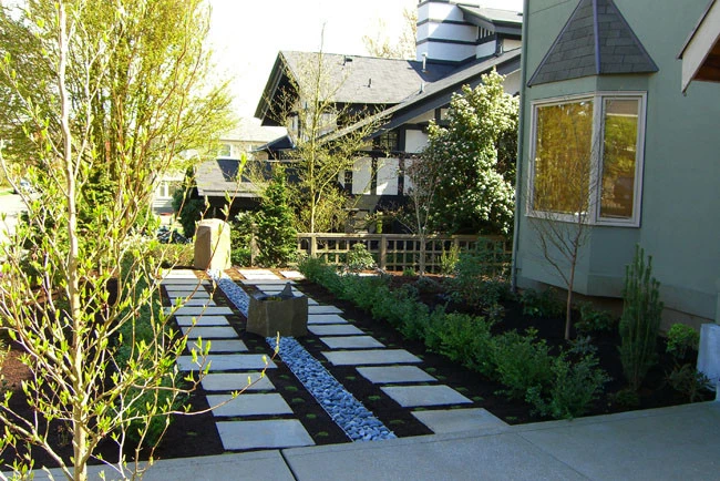 Queen Anne Contemporary by Vertumni Fine Landscaping - Photo 3