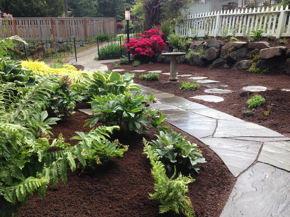 Matthews Beach by Vertumni Fine Landscaping - Photo 3