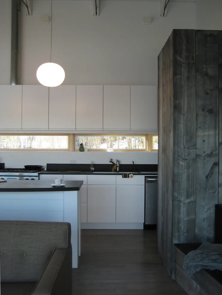 Algoma Escape by Searl Lamaster Howe Architects - Photo 12