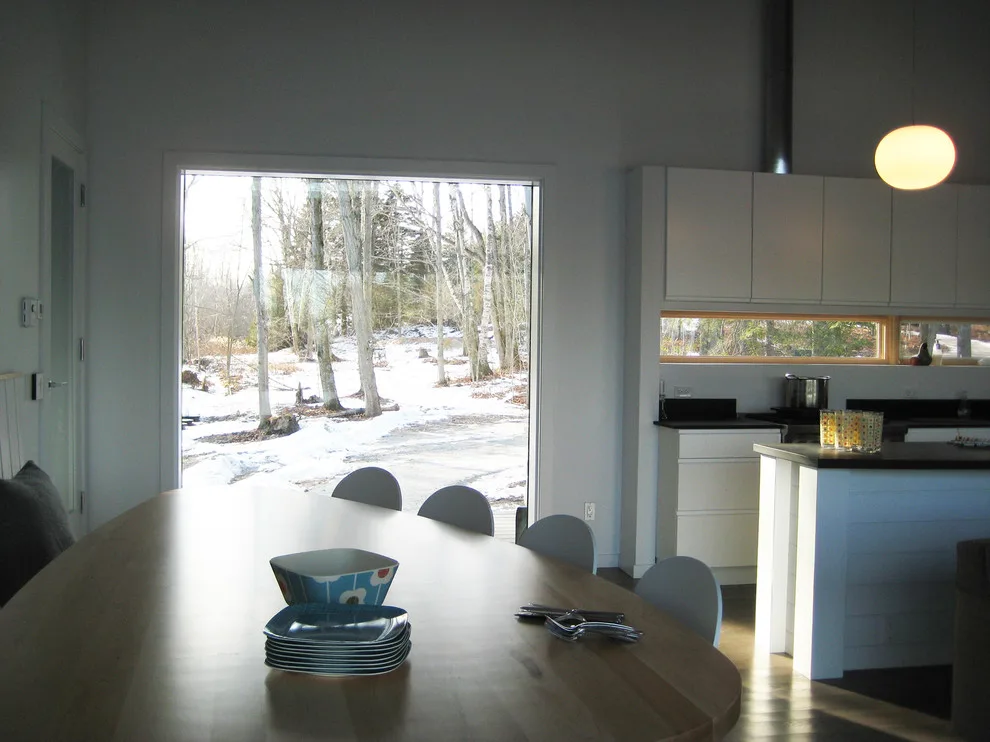 Algoma Escape by Searl Lamaster Howe Architects - Photo 17
