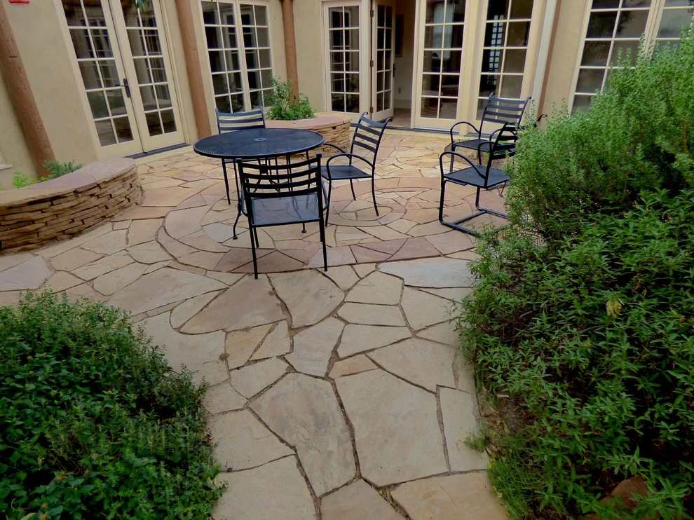 Xeric courtyard by Waterwise Landscapes Incorporated - Photo 5