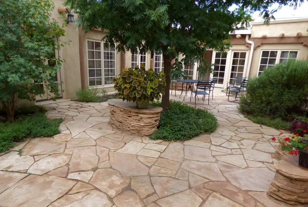 Xeric courtyard by Waterwise Landscapes Incorporated - Photo 7