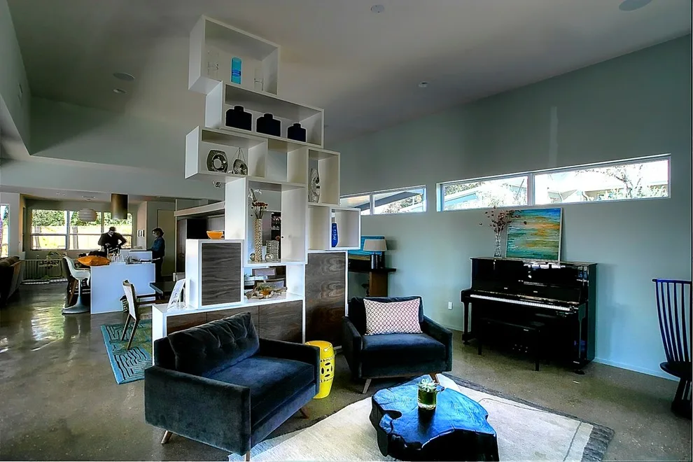 Contemporary Austin by Barley|Pfeiffer Architecture - Photo 22