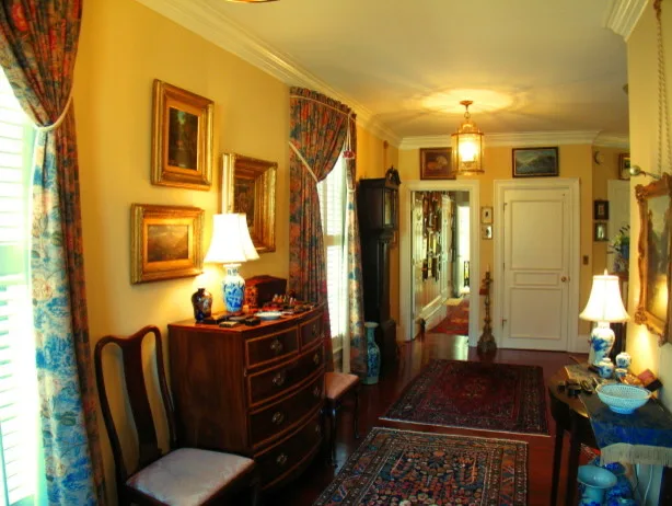 A Battery-Inspired Charleston Single by Southeast Studios Inc. - Photo 20