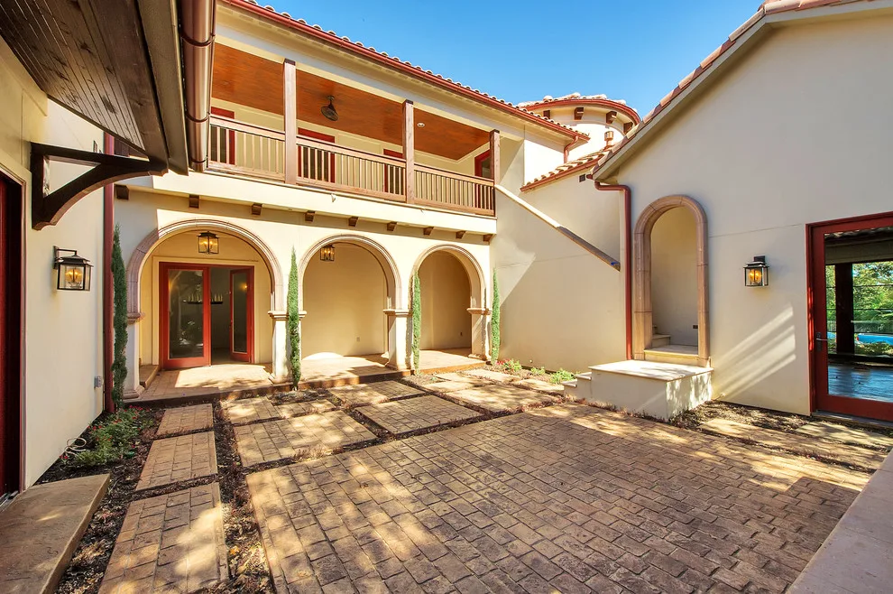 Hispanic Colonial Cottage by Heritage Design Studio - Photo 6