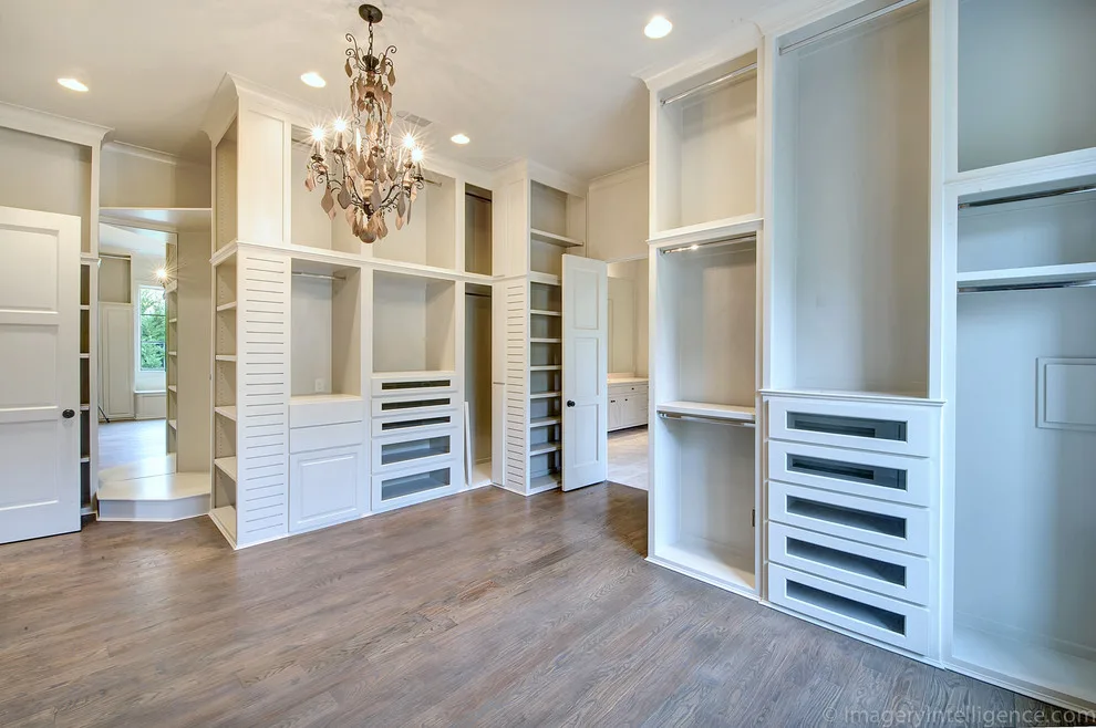 Hispanic Colonial Cottage by Heritage Design Studio - Photo 17