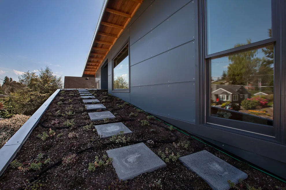 Eco-Friendly Seattle Residence by H2D Architecture + Design - Photo 15