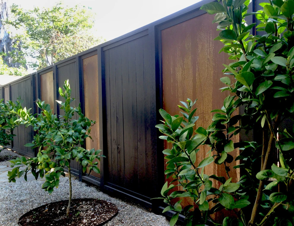 Veteran Avenue, Mar Vista by Weeds Garden Design Build LLC - Photo 6