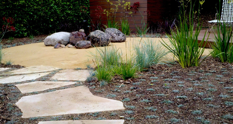 Corsica Drive, Pacific Palisades by Weeds Garden Design Build LLC - Photo 7