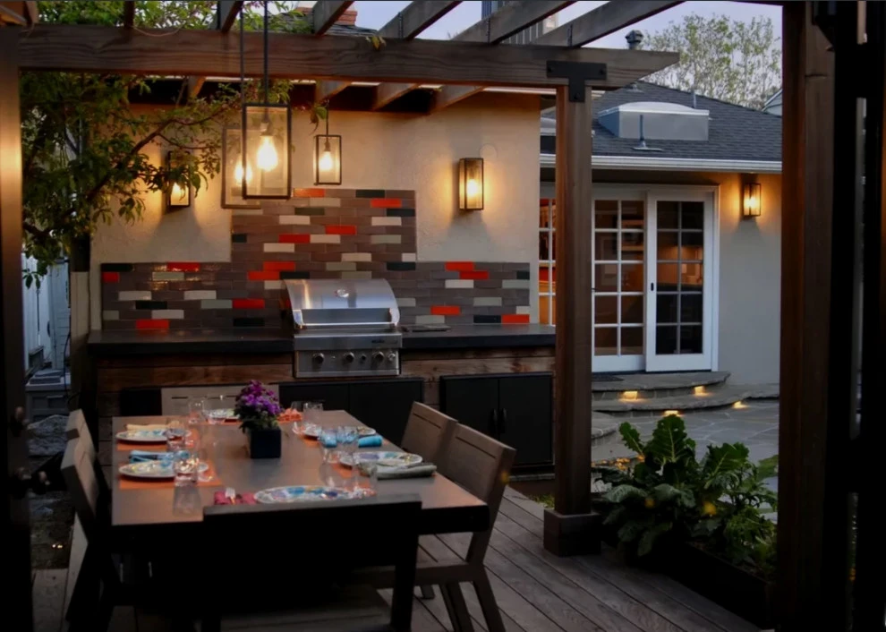 Albata Street, Brentwood by Weeds Garden Design Build LLC - Photo 3