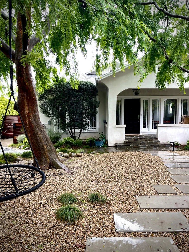 Arden Blvd, Hancock Park by Weeds Garden Design Build LLC - Photo 3