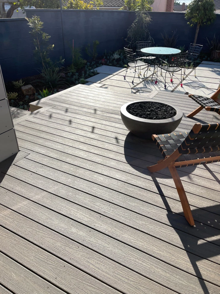 23rd Street, Manhattan Blvd by Weeds Garden Design Build LLC - Photo 15