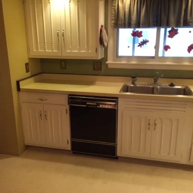 Initial Images for a New Countertop by Robertson Kitchens - Photo 4