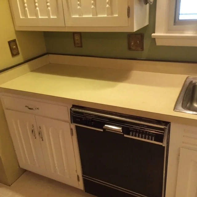 Initial Images for a New Countertop by Robertson Kitchens - Photo 2