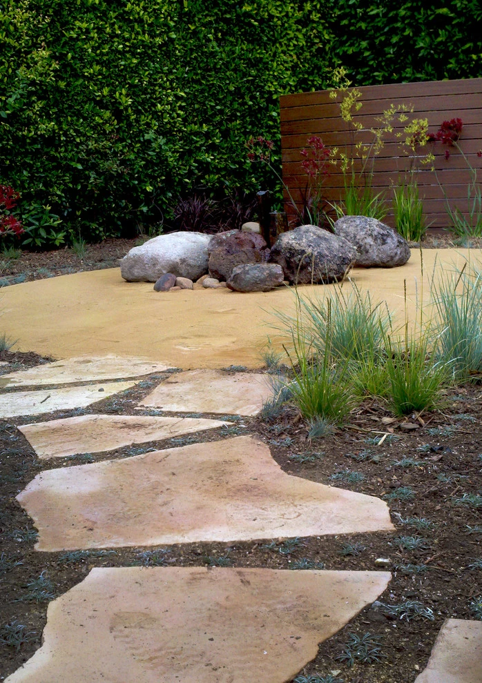 Corsica Drive, Pacific Palisades by Weeds Garden Design Build LLC - Photo 3