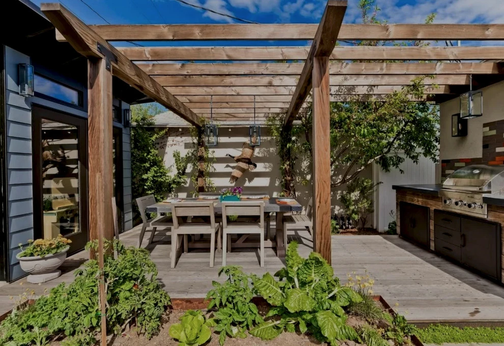 Albata Street, Brentwood by Weeds Garden Design Build LLC - Photo 5