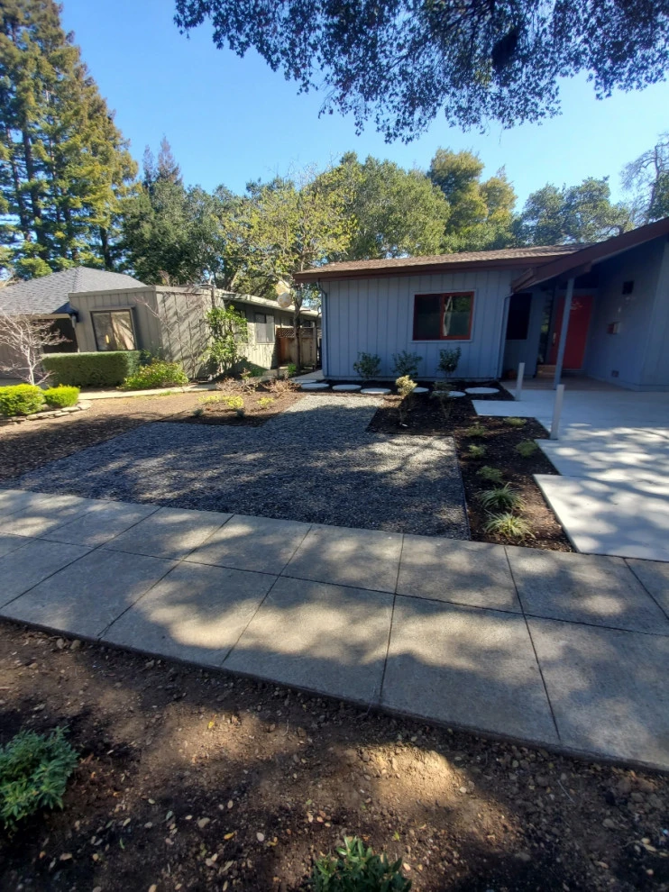 Front and backyard project by Westcoast Hardscape - Photo 17