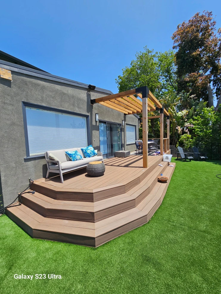 Alameda deck by Westcoast Hardscape - Photo 2