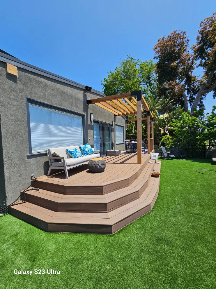 Alameda deck by Westcoast Hardscape - Photo 6