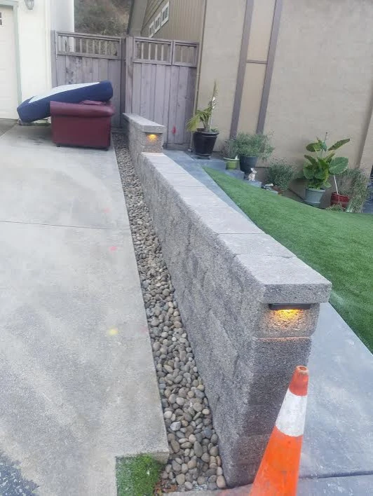 Pacifica Free Standing Wall & Lighting by Westcoast Hardscape - Photo 4