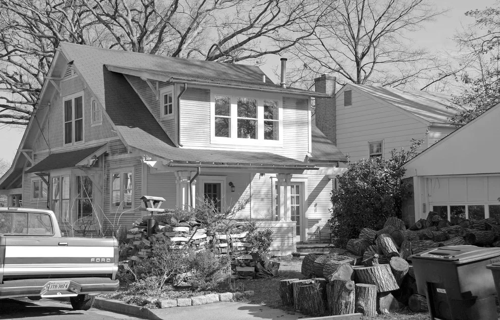 23rd Gray Bungalow Revamp and Expansion by FitzHarris Designs, Architects + Designers - Photo 8